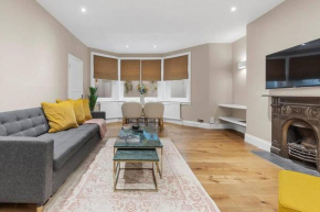 Elegant 2 Bedroom Flat in Prime Central London
